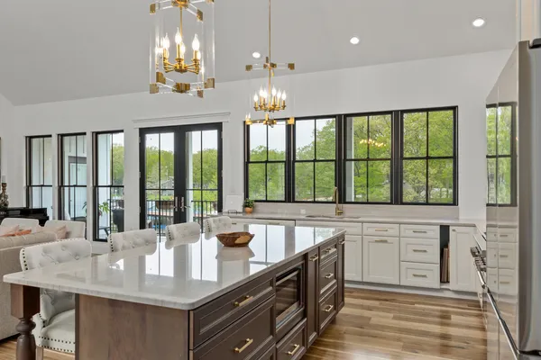 $1,625,000 | 10028 Pineridge Road, Effingham, IL 62401