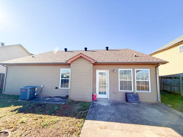 $1,675 | 2221 Trophy Trace, Clarksville, TN 37040