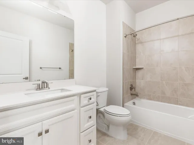 $3,350 | 14439 Albemarle Point Place, Chantilly, VA 20151