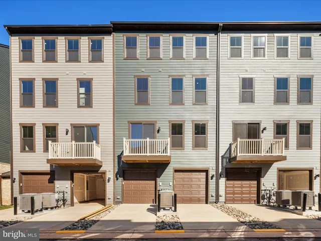 $3,350 | 14439 Albemarle Point Place, Chantilly, VA 20151