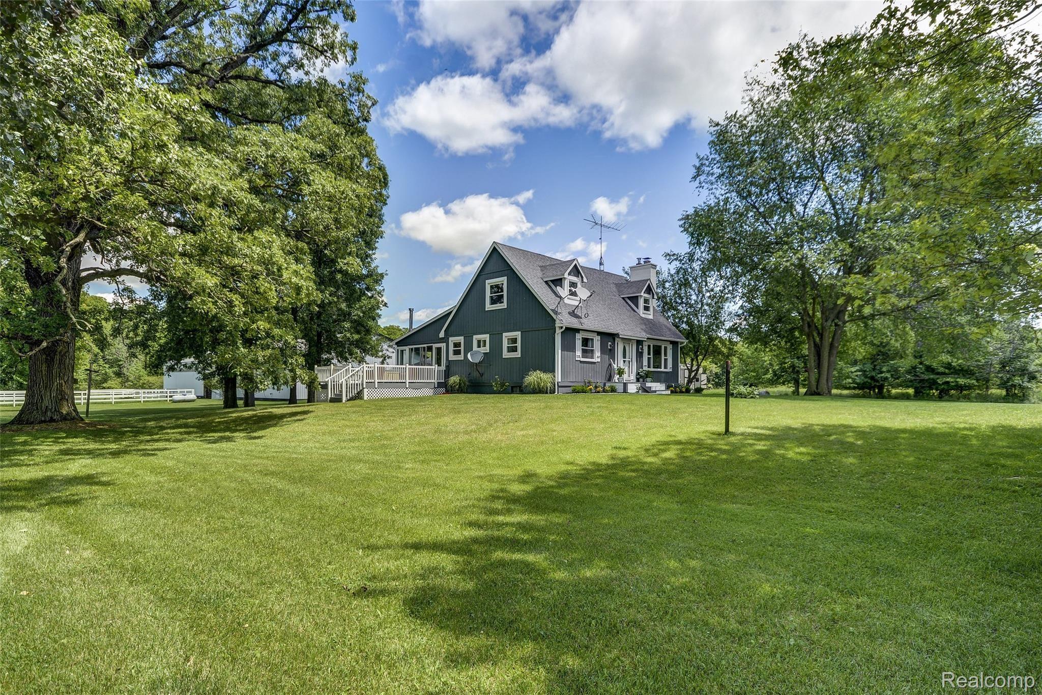 4408 Ellis Road Fowlerville, MI 48836 - Photo 69 of 72 4408_Ellis_34.jpg