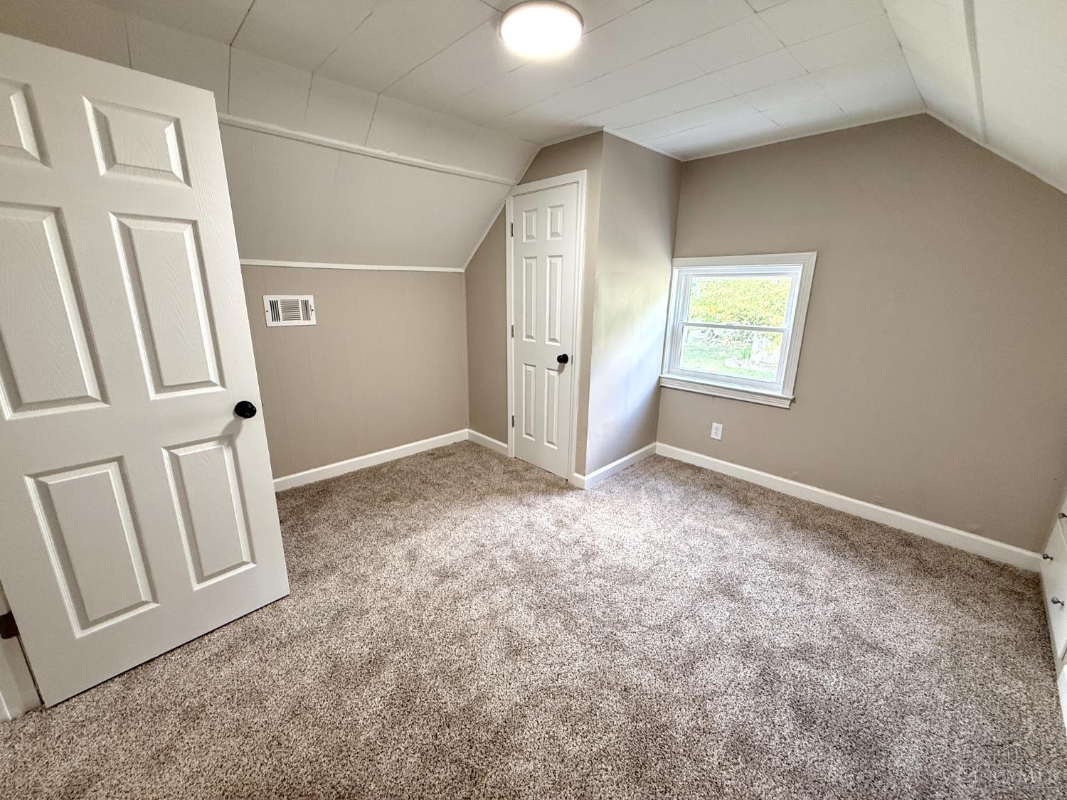 6824 Salem Road Cincinnati, OH 45230 - Photo 20 of 34
