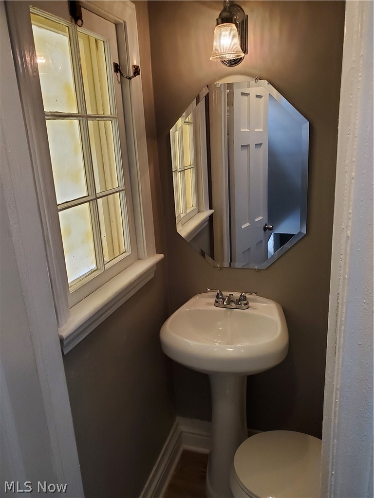 3542 Boynton Road Cleveland Heights, OH 44121 - Photo 14 of 33