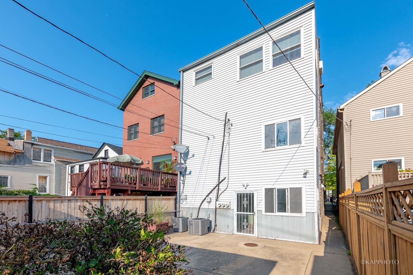 3510 South Union Avenue, Unit 1 Chicago, IL 60609 - Photo 17 of 18 a front view of a house with balcony