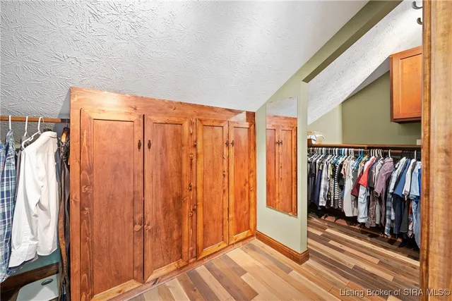 $950,000 | 691 Locust Road, Carrollton, KY 40045