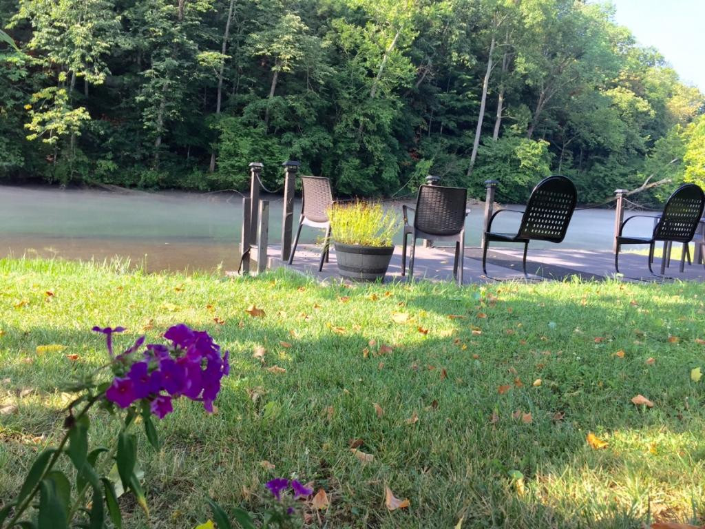 1573 Riverside Road Bluff City, TN 37618 - Photo 7 of 36 Photo 7