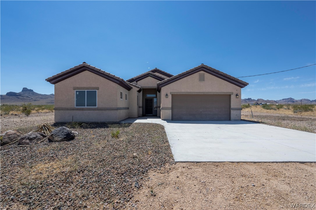 5417 South Opal Road Golden Valley, AZ 86413 - Photo 5 of 43
