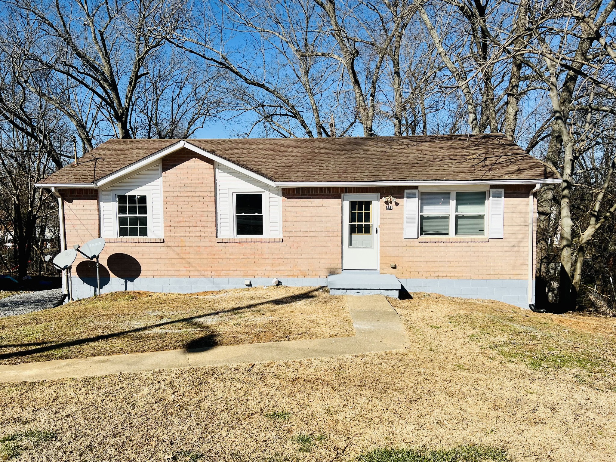 261 Raintree Drive Clarksville, TN 37042 - Photo 1 of 20 Gallery Image 1