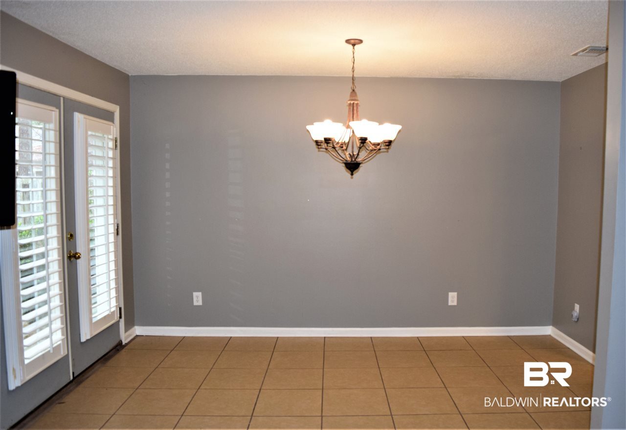 412 Ridgewood Drive Daphne, AL 36526 - Photo 4 of 17