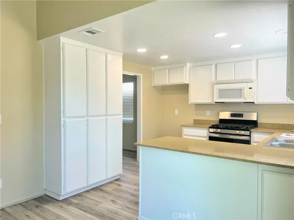 $3,125 | 2826 San Ramon Drive, Lancaster, CA 93535