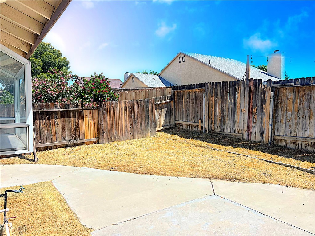 2826 San Ramon Drive Lancaster, CA 93535 - Photo 43 of 48