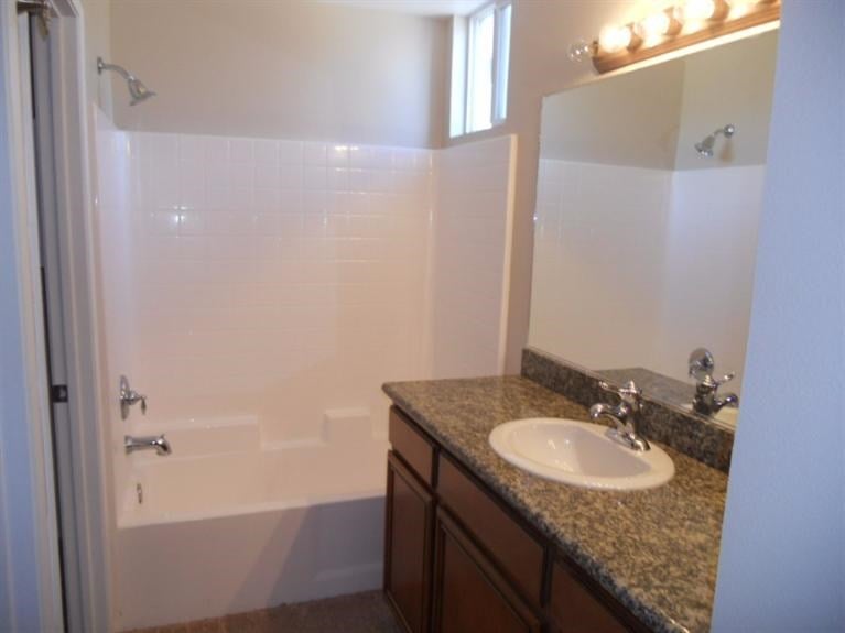 820 Clearview Street Tehachapi, CA 93561 - Photo 10 of 35 Gallery Image 10
