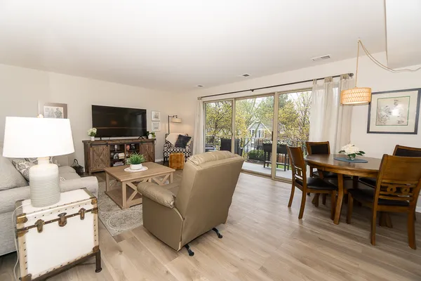 $299,000 | 227 Elgin Avenue, Unit 3A, Forest Park, IL 60130