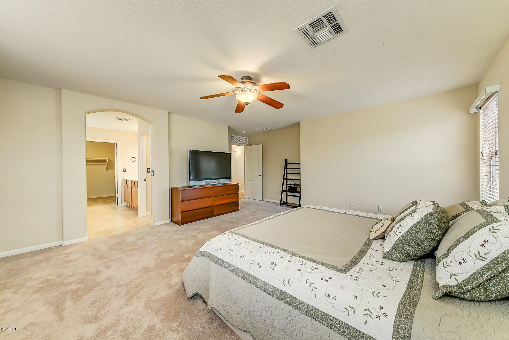 4290 South Splendor Place Gilbert, AZ 85297 - Photo 25 of 40 125-MasterBedroom_3