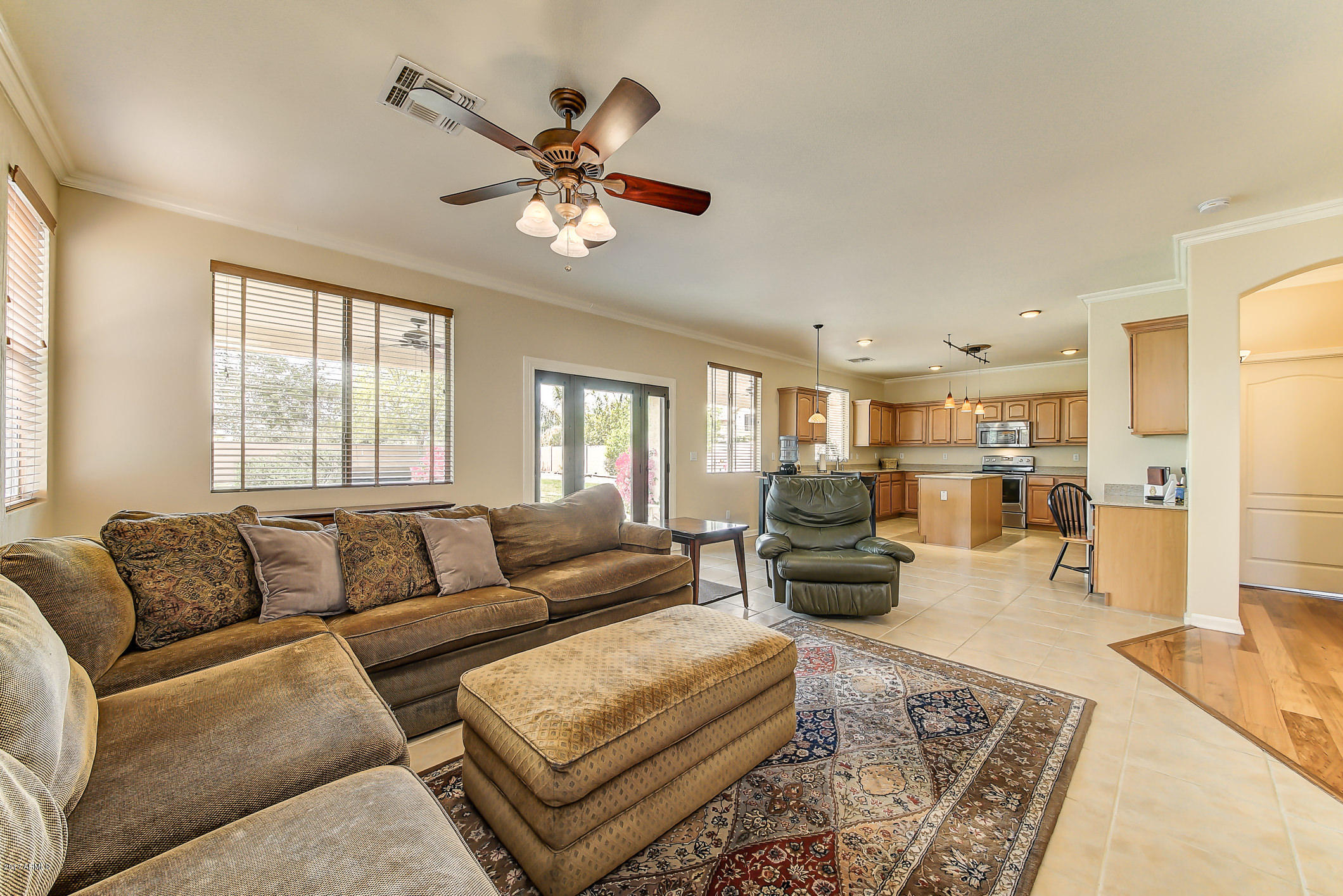 4290 South Splendor Place Gilbert, AZ 85297 - Photo 9 of 40 109-GreatRoom_1