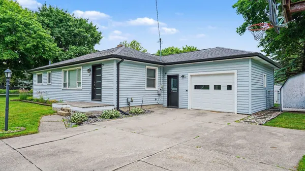 $185,000 | 4076 Marlyn Avenue, Saginaw, MI 48603