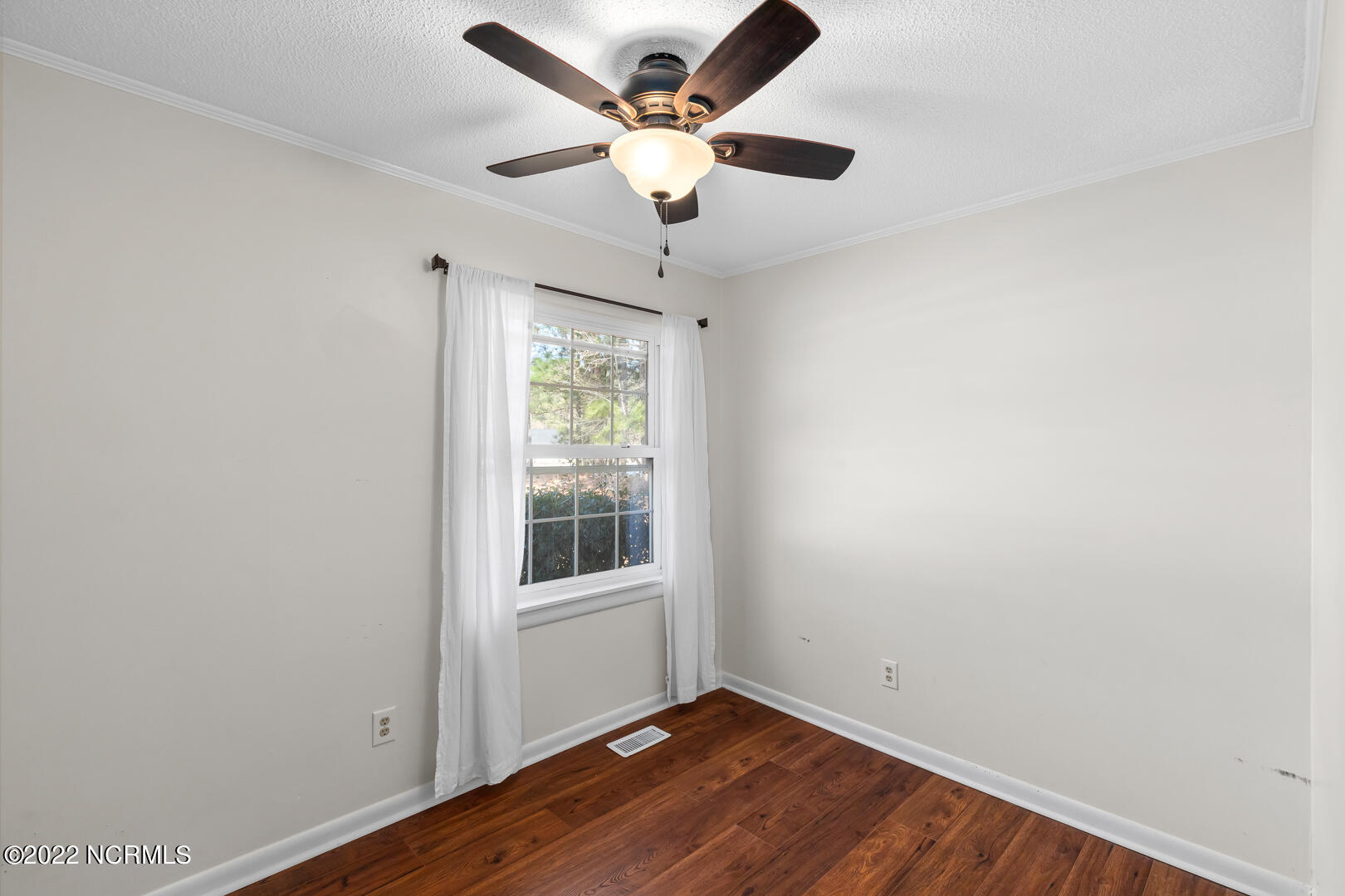 238 Sand Ridge Road Hubert, NC 28539 - Photo 13 of 28 13