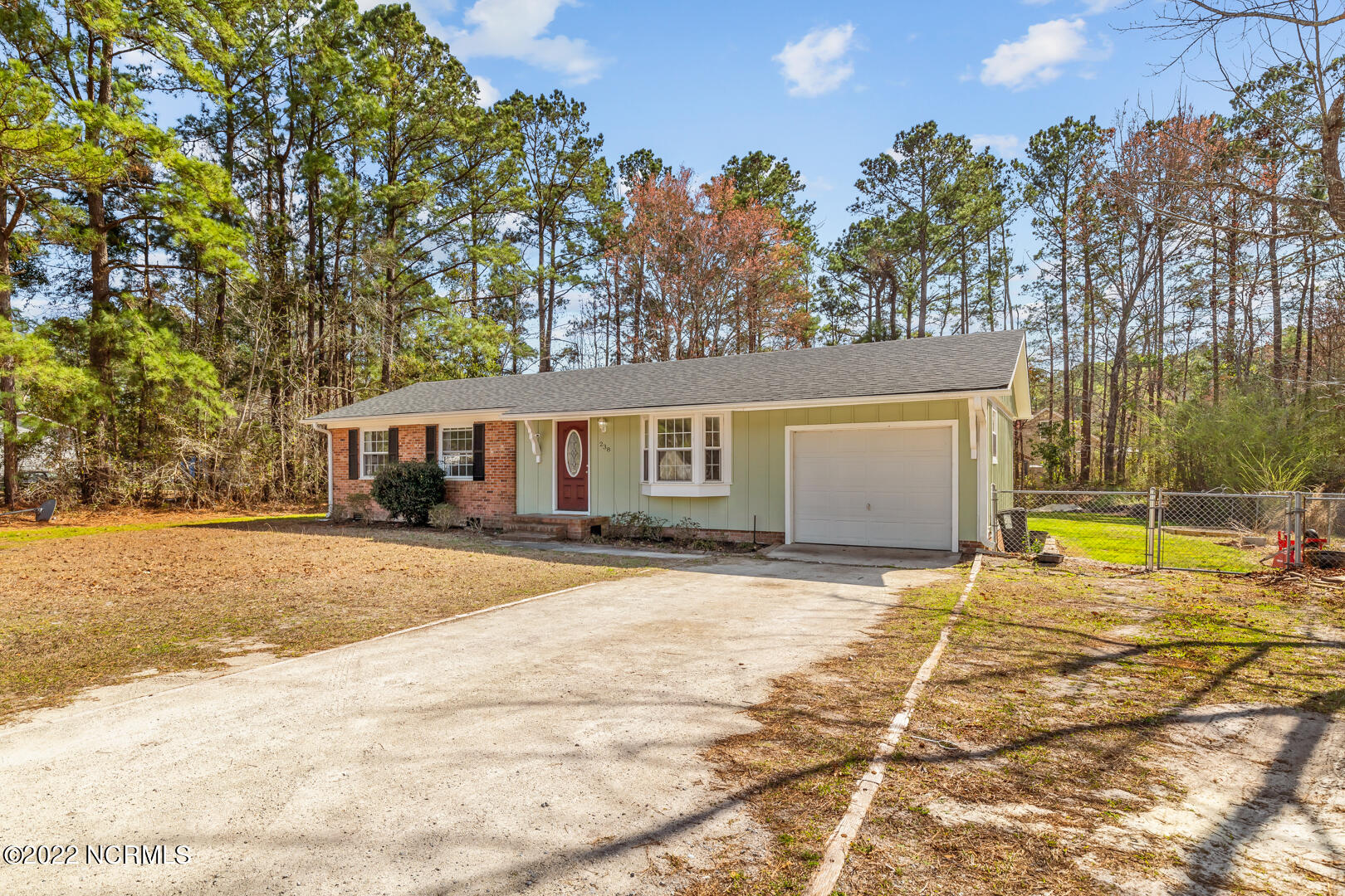 238 Sand Ridge Road Hubert, NC 28539 - Photo 3 of 28 3