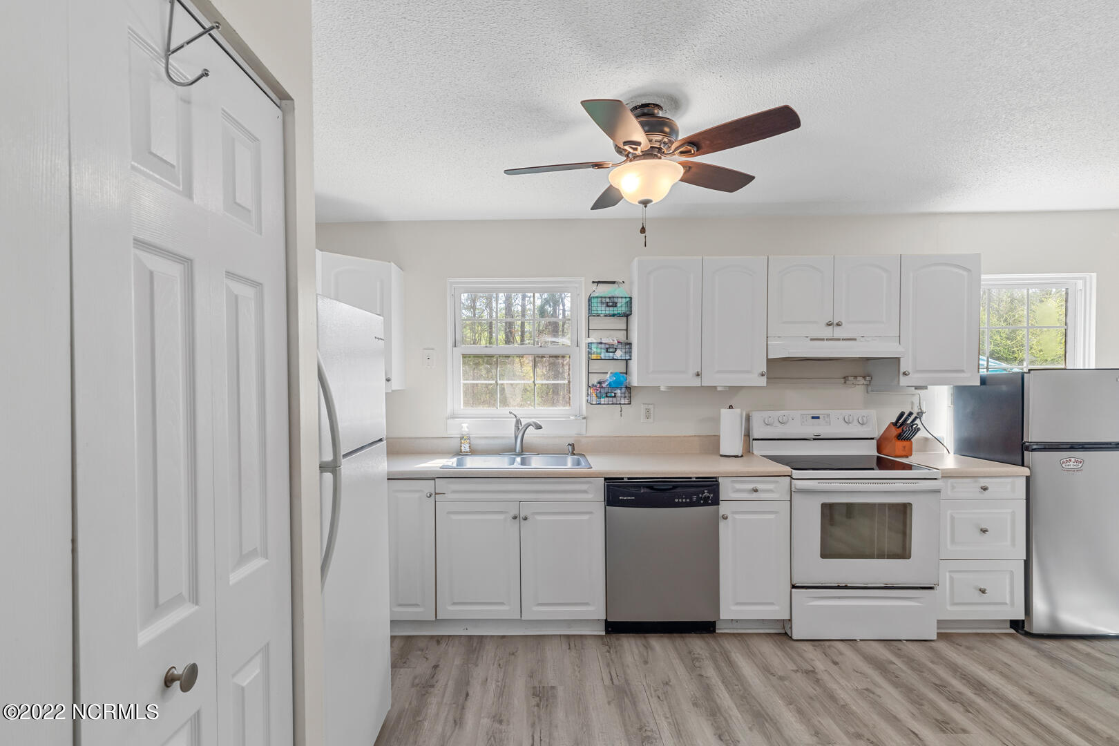 238 Sand Ridge Road Hubert, NC 28539 - Photo 10 of 28 10