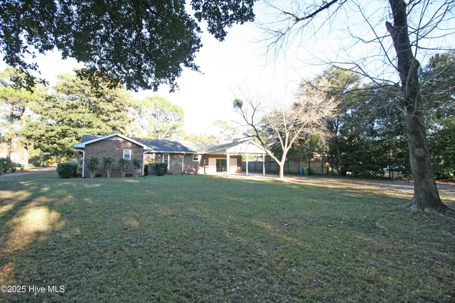 $2,500 | 502 Brookforest Road, Wilmington, NC 28409