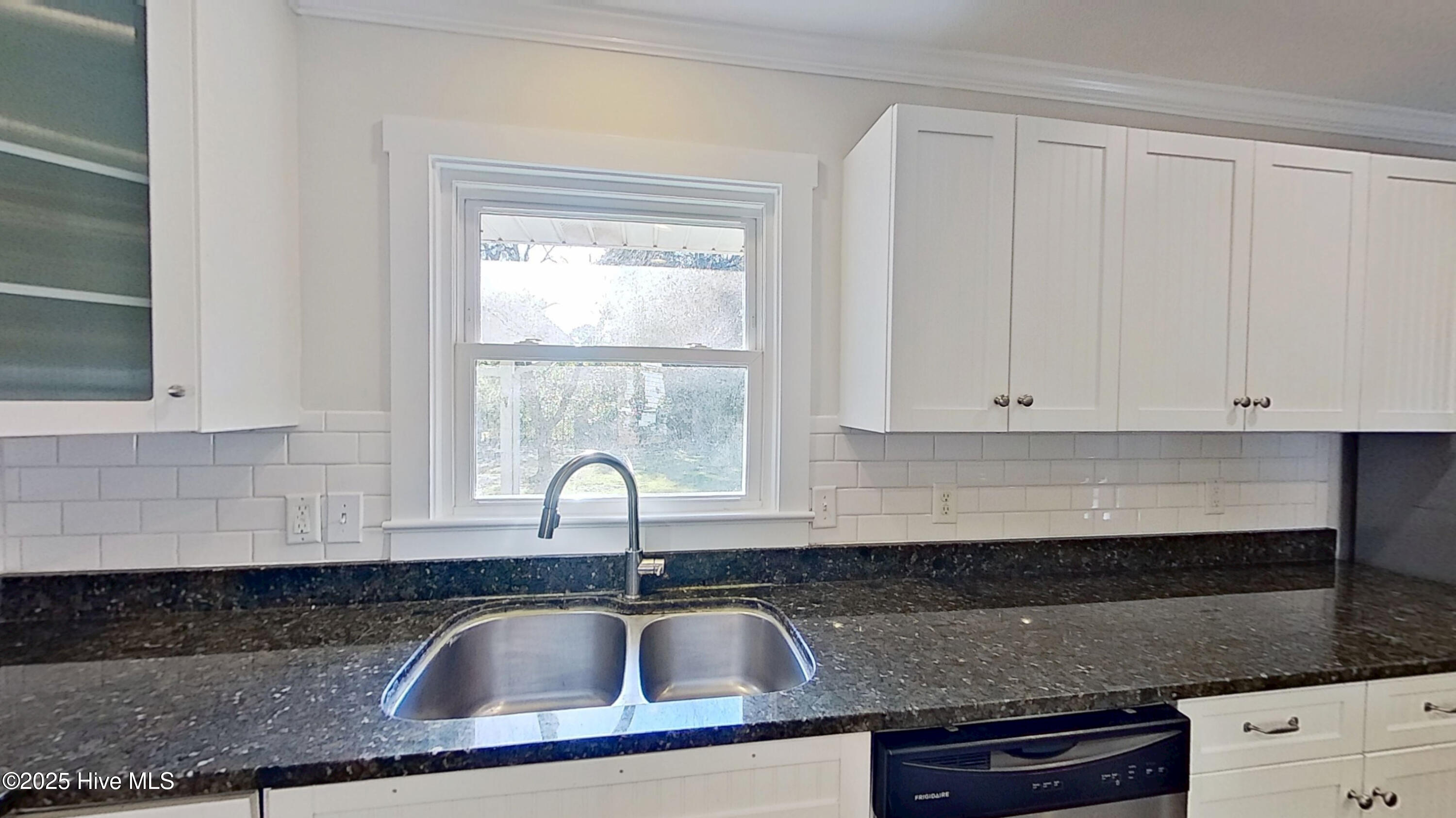 502 Brookforest Road Wilmington, NC 28409 - Photo 10 of 36 10- 502 Brookforest Rd