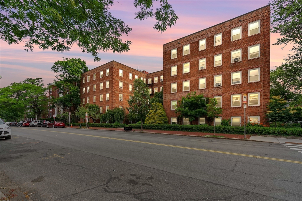 395 Broadway, Unit R1C Cambridge, MA 02139 - Photo 28 of 32