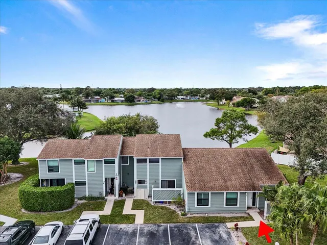 $390,000 | 404 Lakewood Court, Unit 3A, Jupiter, FL 33458