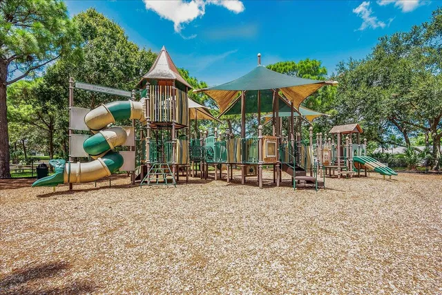 $390,000 | 404 Lakewood Court, Unit 3A, Jupiter, FL 33458