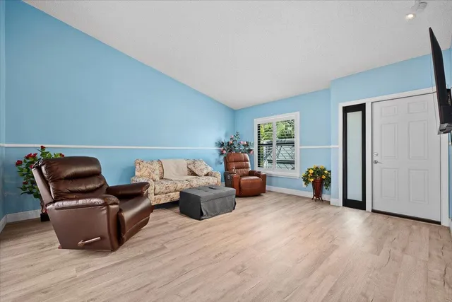 $390,000 | 404 Lakewood Court, Unit 3A, Jupiter, FL 33458