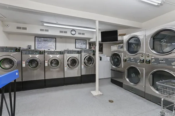 $147,500 | 604 Tompkins Avenue, Unit 10C, Mamaroneck, NY 10543