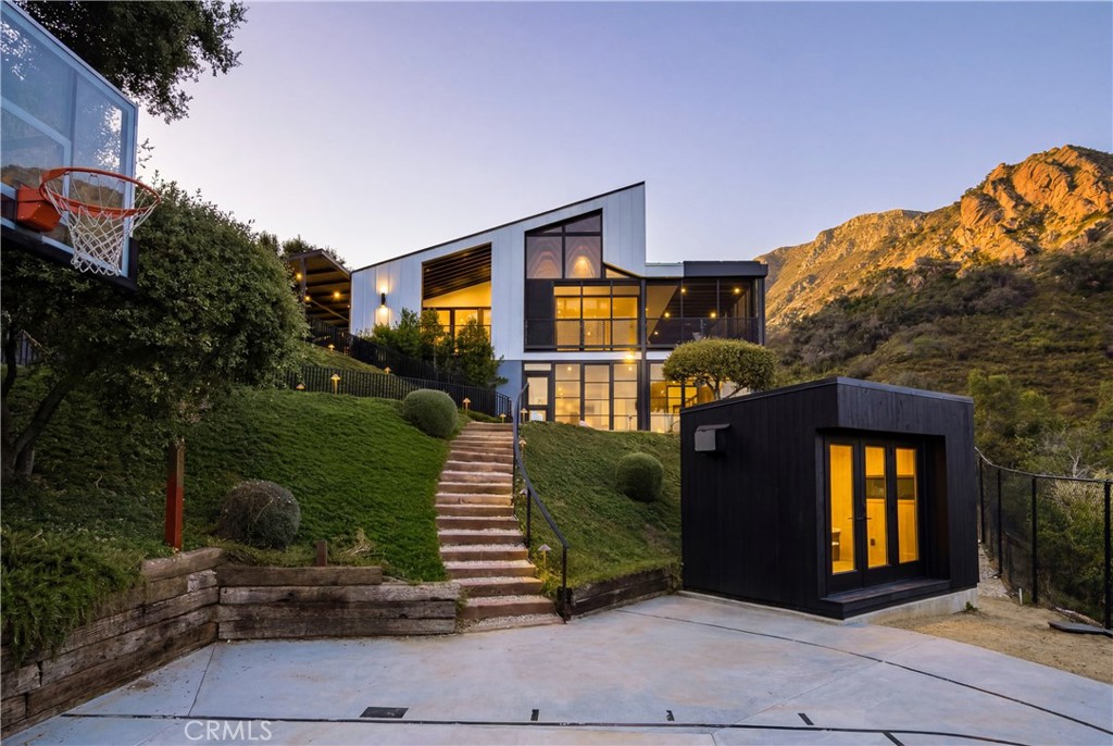 21656 Las Flores Heights Road Malibu, CA 90265 - Photo 68 of 71 Exterior of air conditioned retreet space