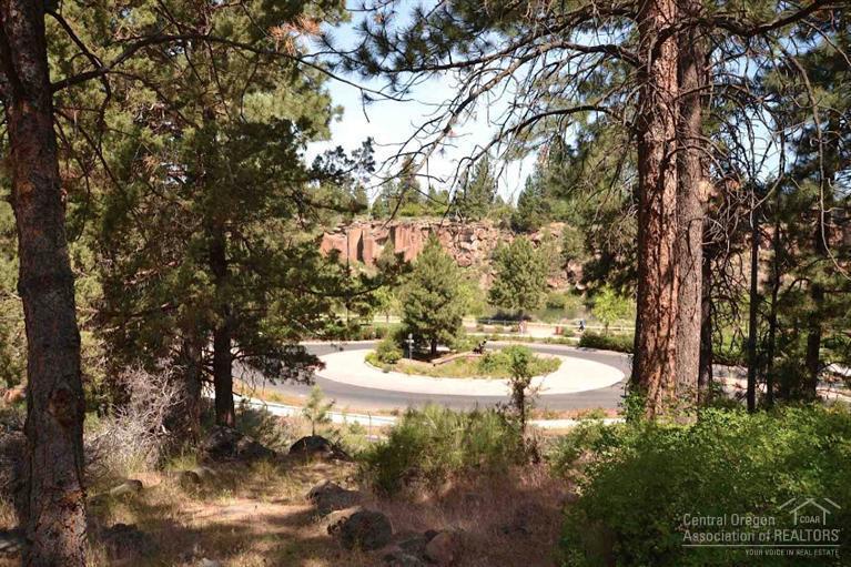 61673 Cedarwood Road Bend, OR 97702 - Photo 12 of 25 Additional Photo