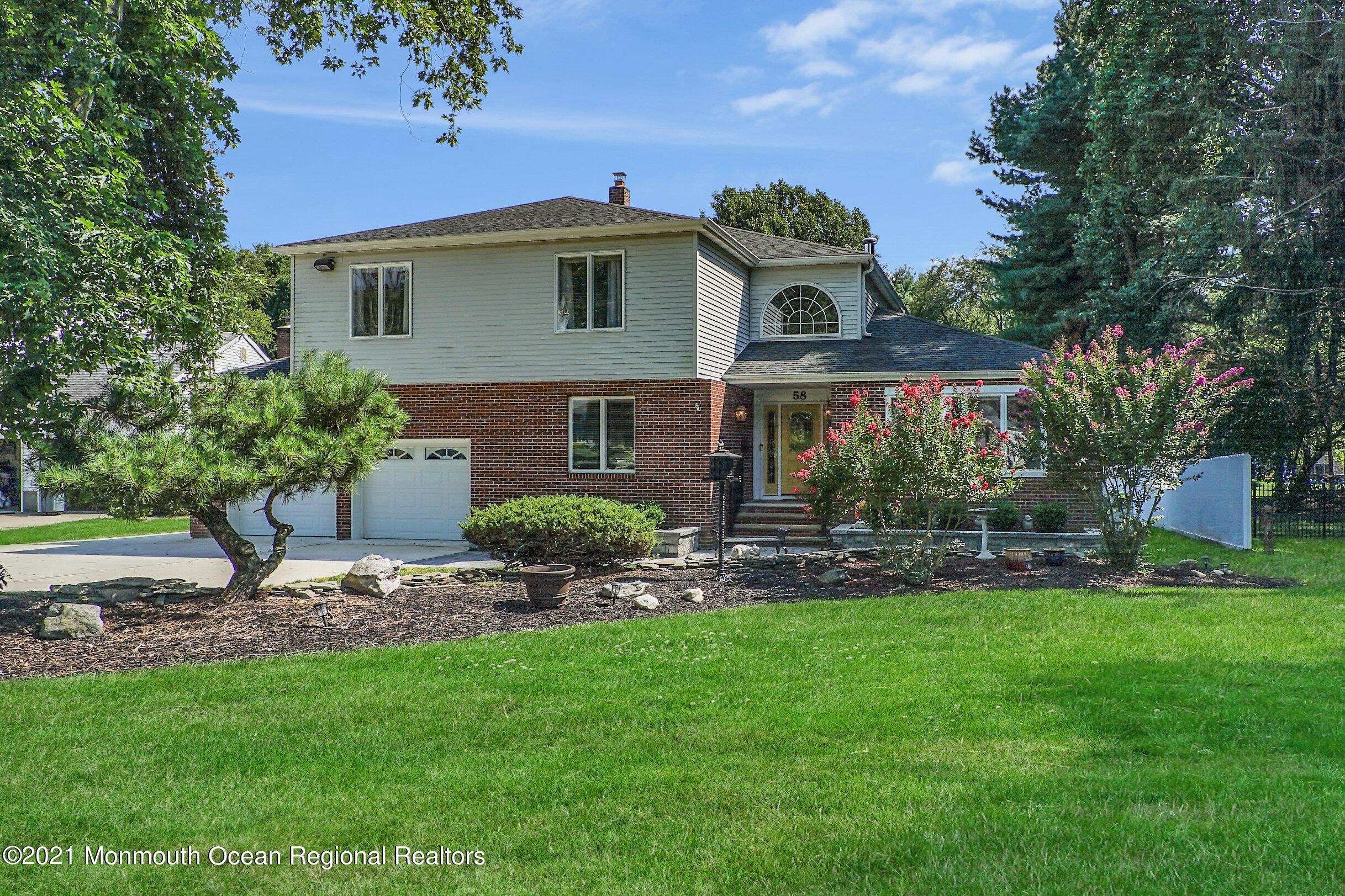58 Dutch Lane Road Freehold, NJ 07728 - Photo 2 of 65 007_ev200928_1b