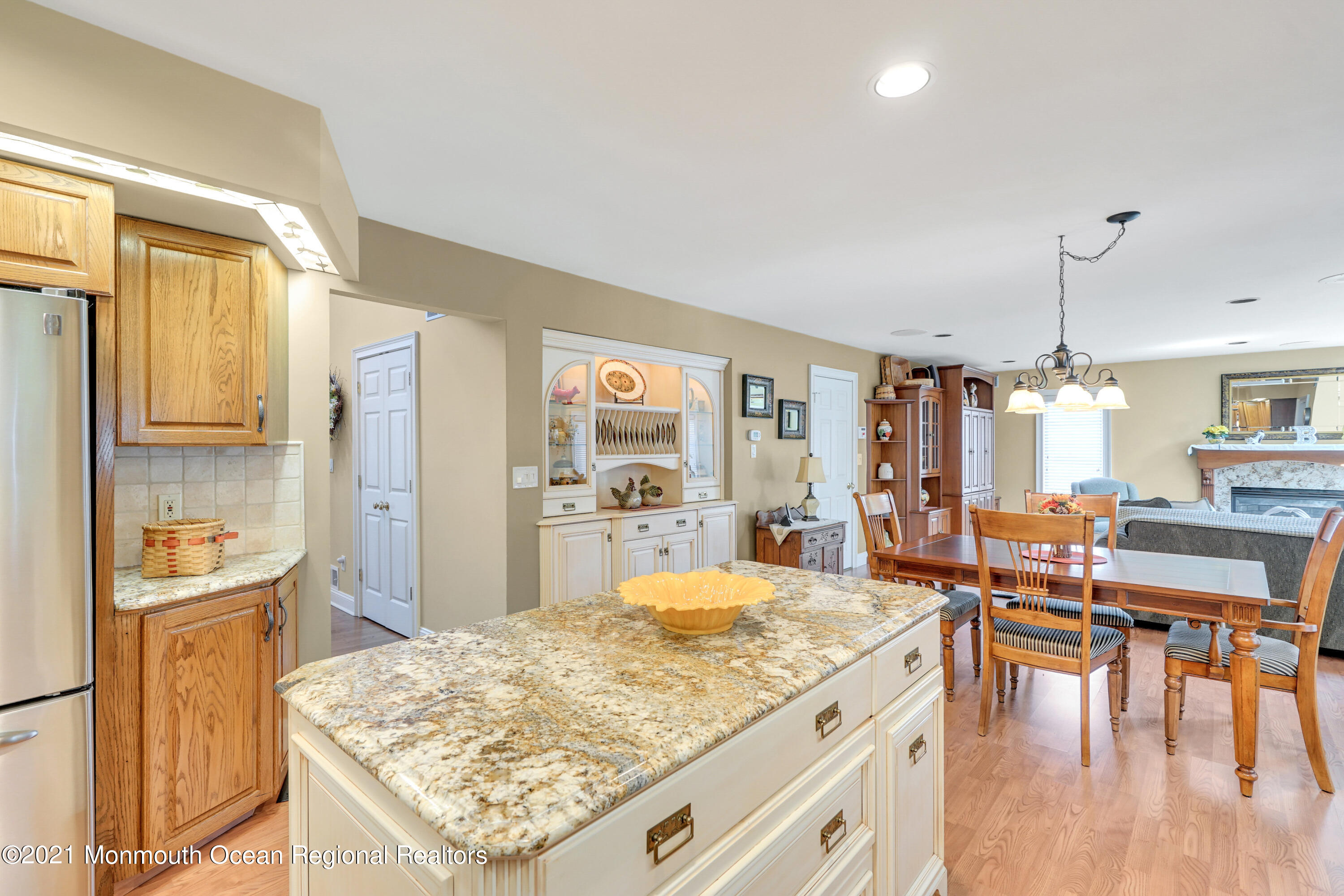 58 Dutch Lane Road Freehold, NJ 07728 - Photo 19 of 65 030_ev200702