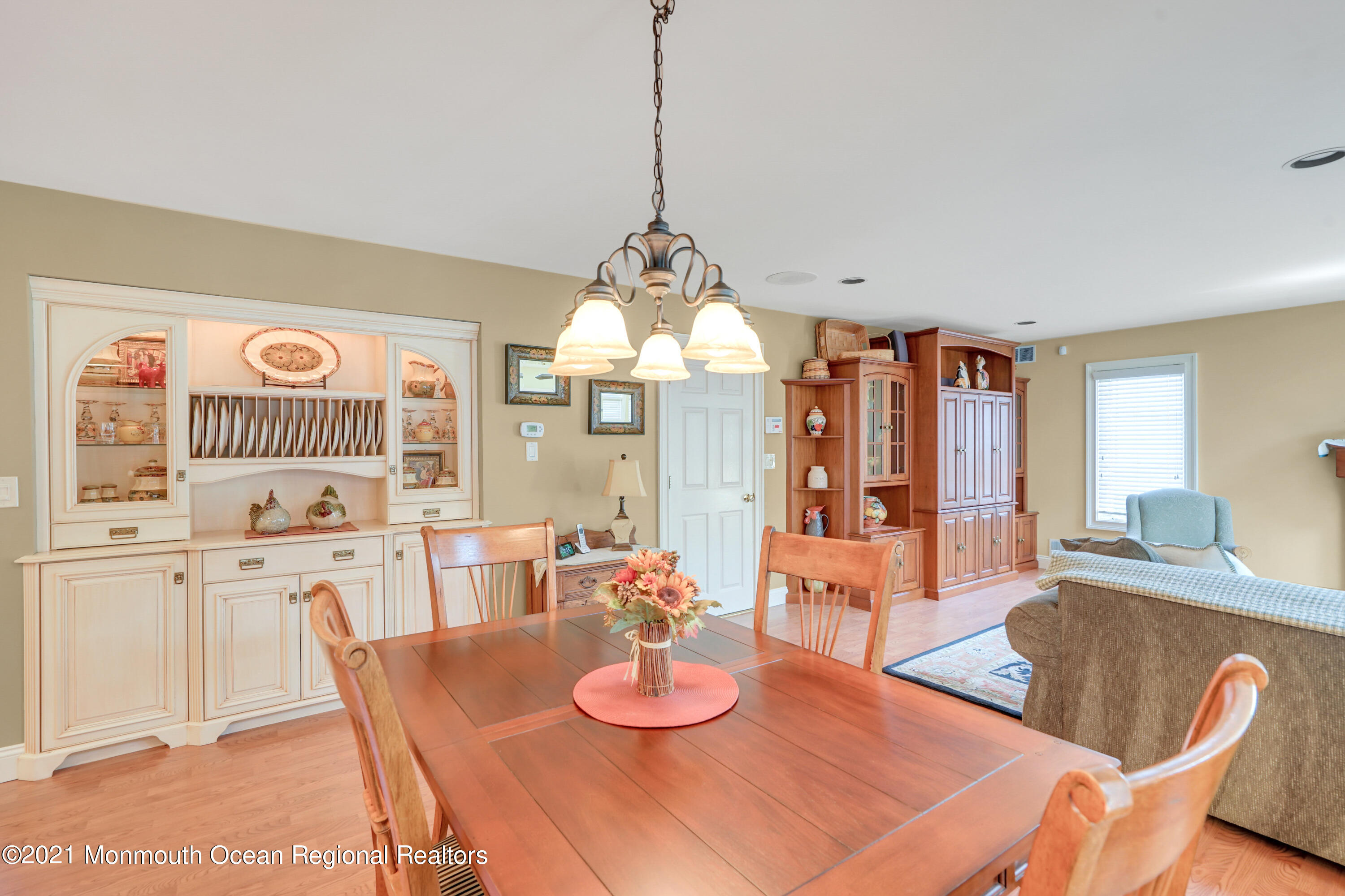 58 Dutch Lane Road Freehold, NJ 07728 - Photo 20 of 65 031_ev200707