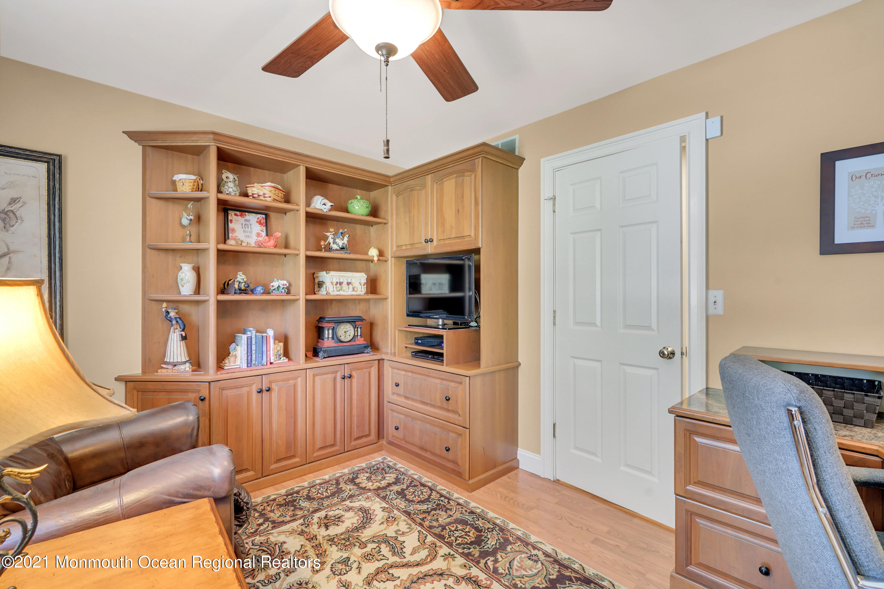 58 Dutch Lane Road Freehold, NJ 07728 - Photo 29 of 65 024_ev200637