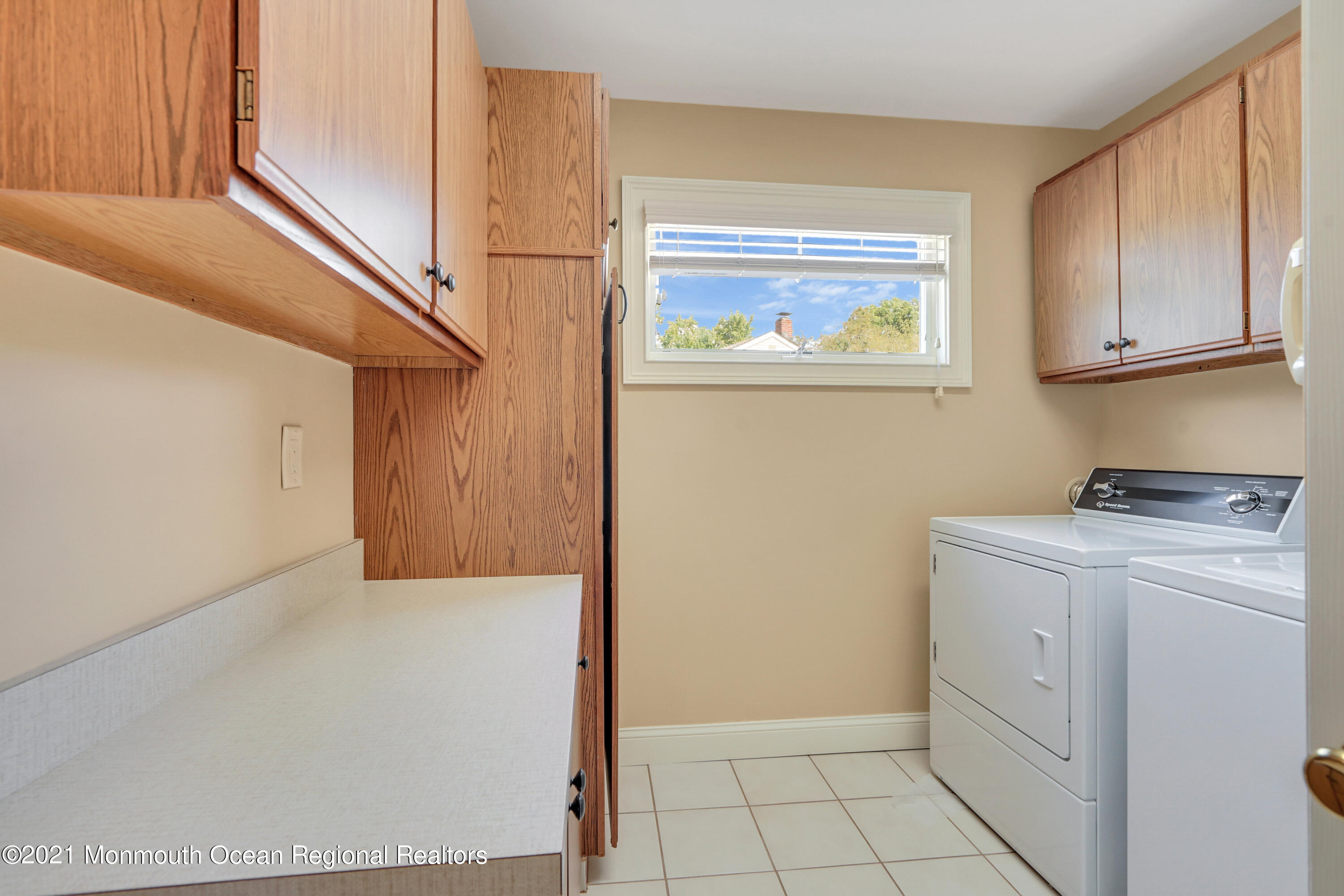 58 Dutch Lane Road Freehold, NJ 07728 - Photo 41 of 65 052_ev200817