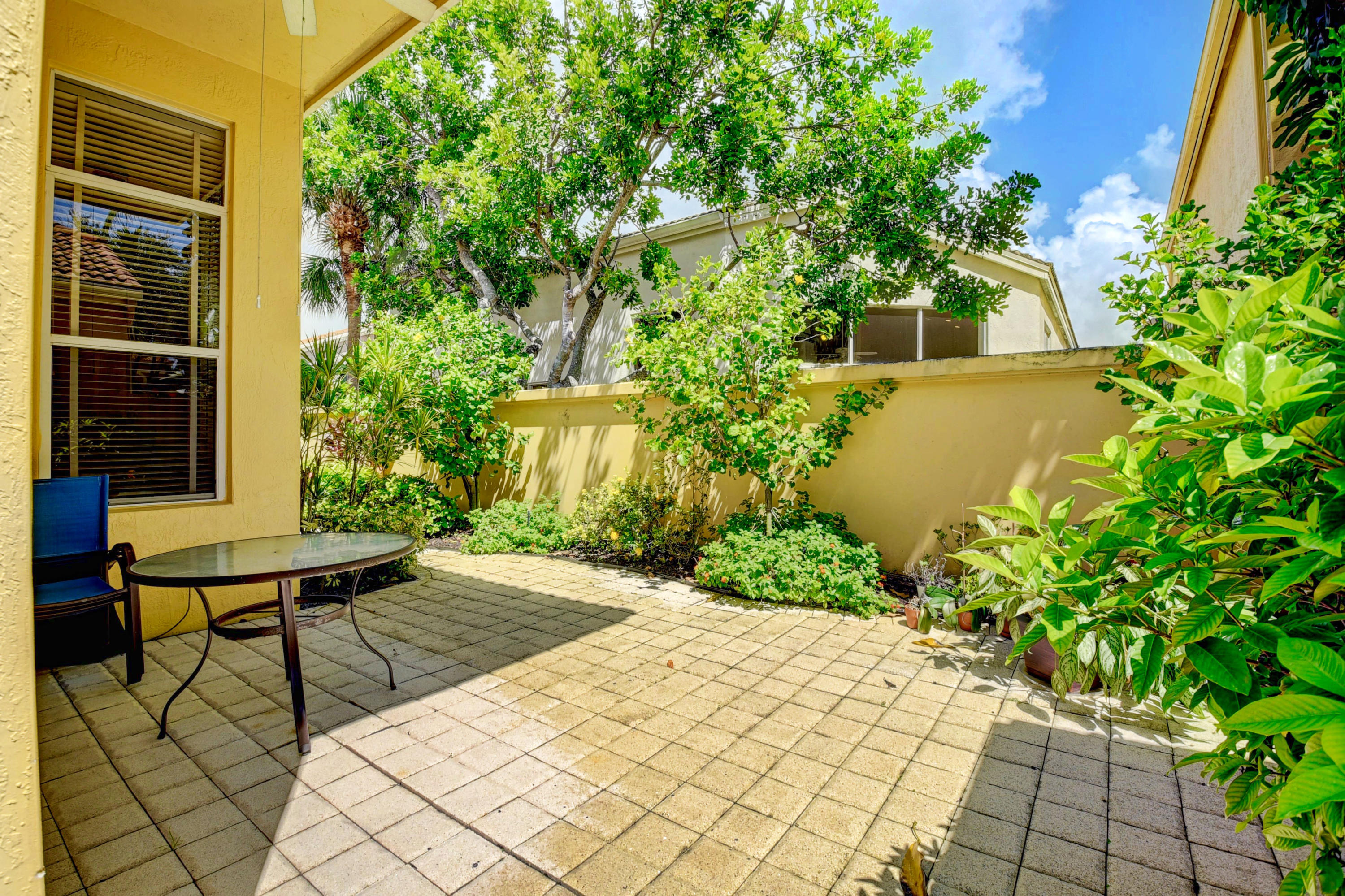 4247 Northwest 64th Lane Boca Raton, FL 33496 - Photo 20 of 22 Patio - 1