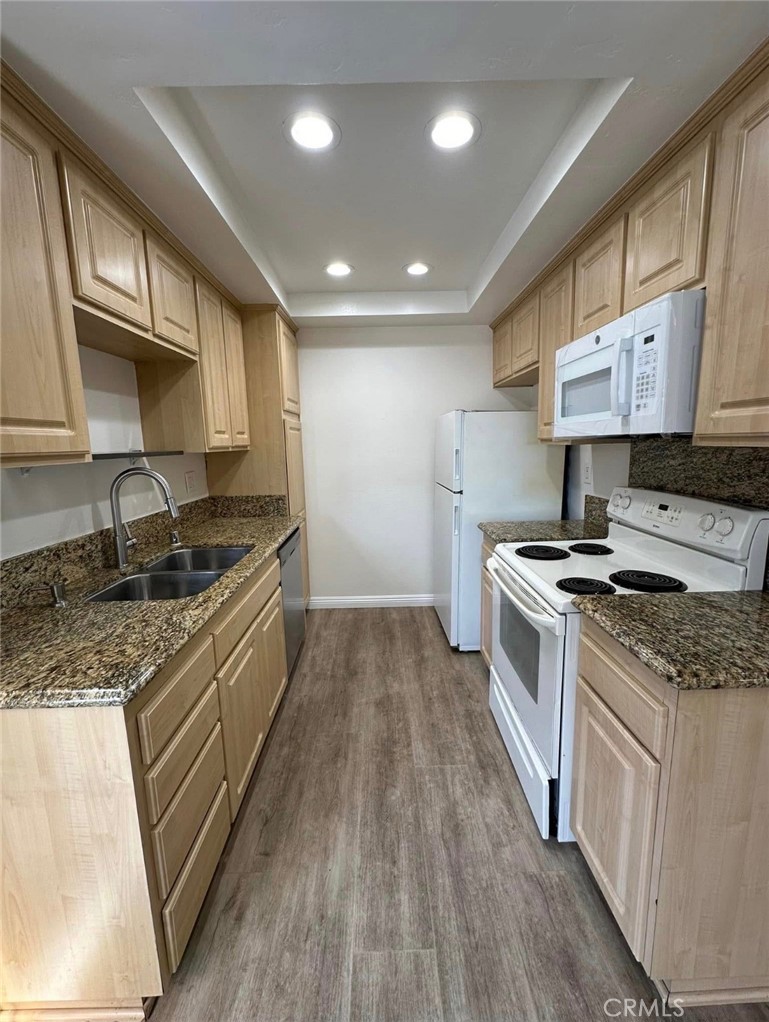 139 South Poplar Avenue Brea, CA 92821 - Photo 9 of 19