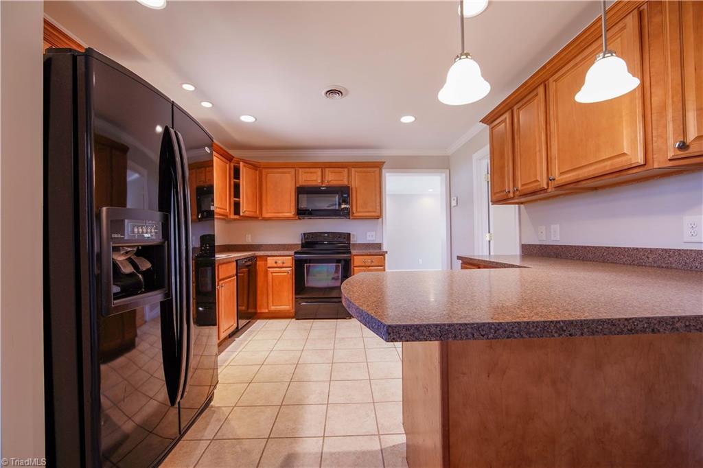 109 Laurel King, NC 27021 - Photo 31 of 42