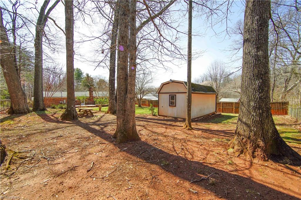 109 Laurel King, NC 27021 - Photo 40 of 42