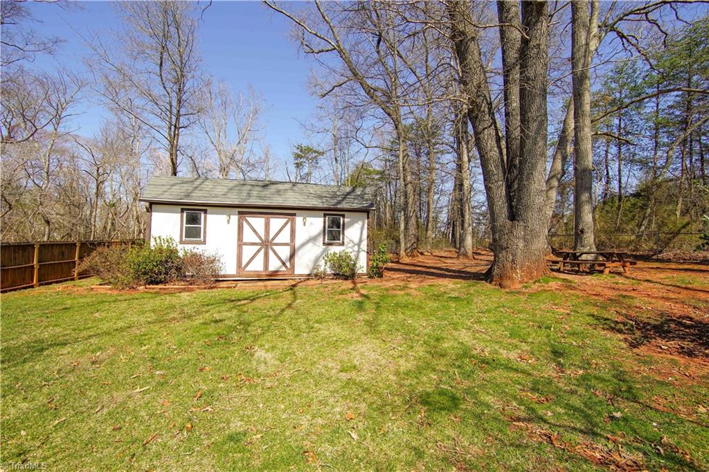 109 Laurel King, NC 27021 - Photo 41 of 42