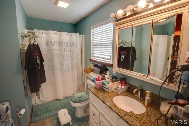 $340,000 | 7093 Drew Road, Shipman, IL 62685