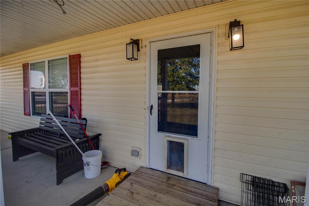 7093 Drew Road Shipman, IL 62685 - Photo 7 of 44