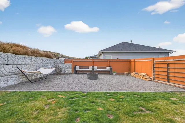 $540,000 | 450 Knoll Crest Court, Lewiston, ID 83501