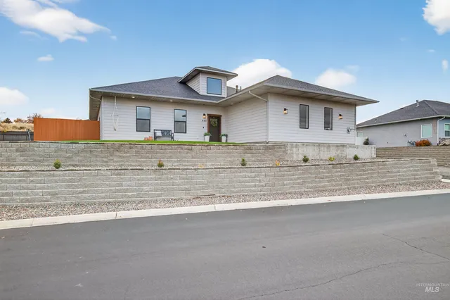 $540,000 | 450 Knoll Crest Court, Lewiston, ID 83501