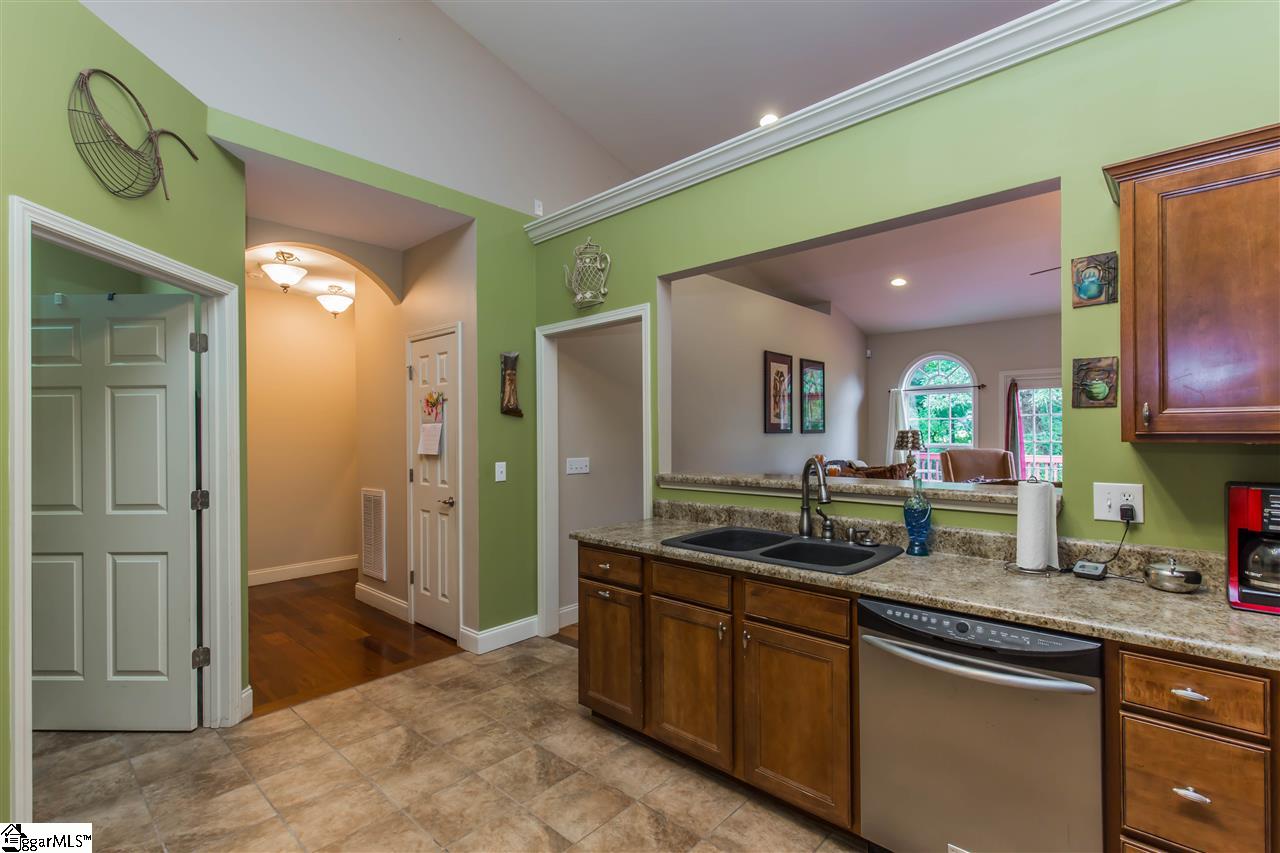107 Sprouse Lane Fountain Inn, SC 29644 - Photo 26 of 36 Gallery Image 26