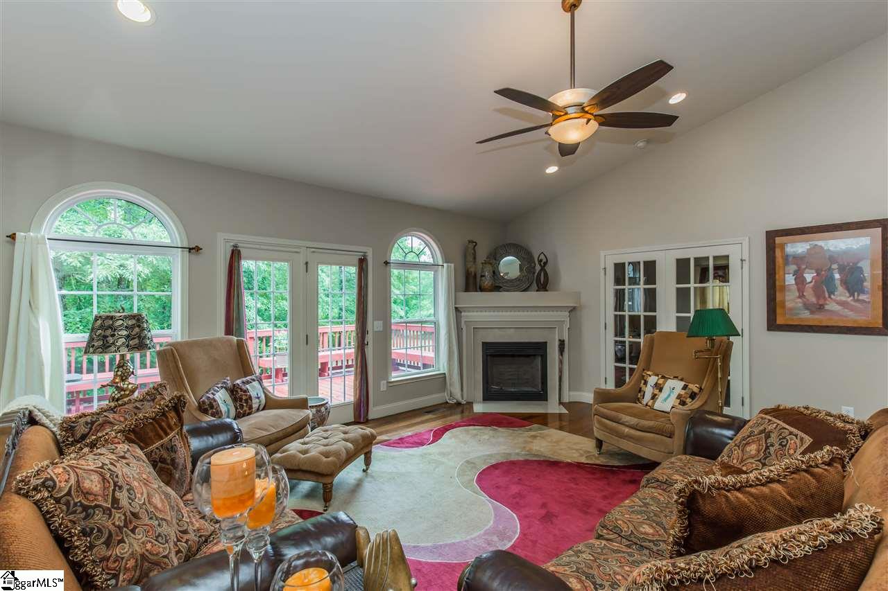 107 Sprouse Lane Fountain Inn, SC 29644 - Photo 4 of 36 Gallery Image 4