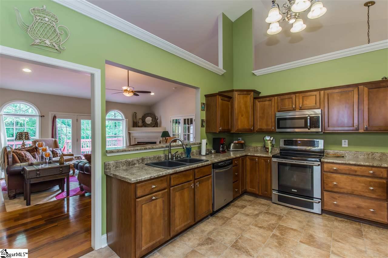 107 Sprouse Lane Fountain Inn, SC 29644 - Photo 5 of 36 Gallery Image 5