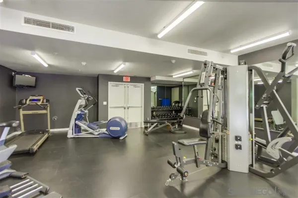 $3,495 | 530 K Street, Unit 1112, San Diego, CA 92101